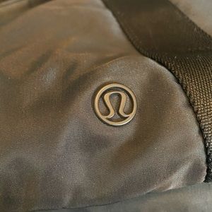 Lululemon tote. Overnight bag. Like new
